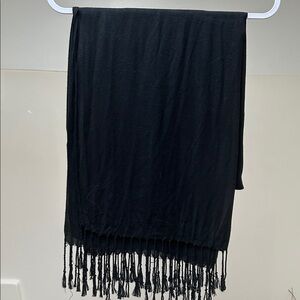 Ashley Cooper scarf/wrap. 100% viscose. L with fringe 70” W 25” EUC